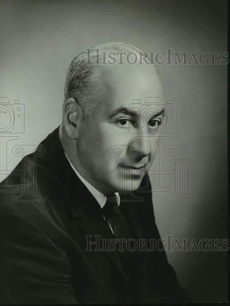 1965 Press Photo Reuben R. Merliss, author of "The Year of the Death"