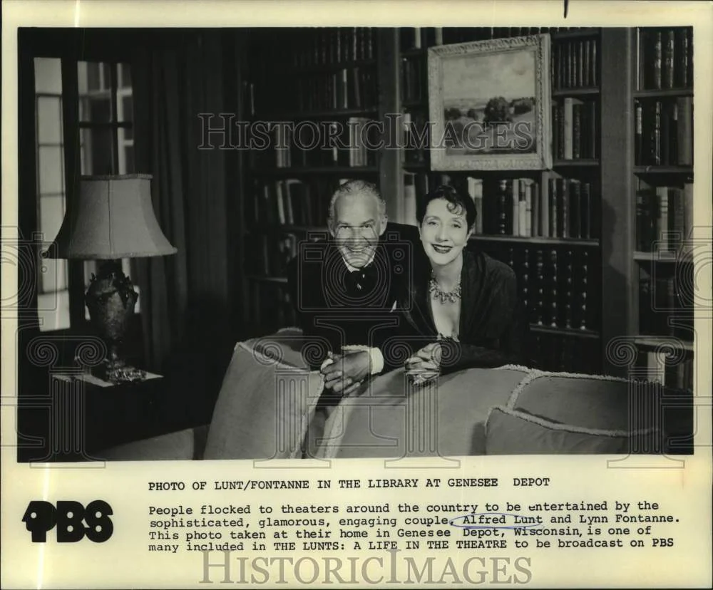 1980 Press Photo Alfred Lunt and Lynn Fontanne in Genesee Depot, Wisconsin home