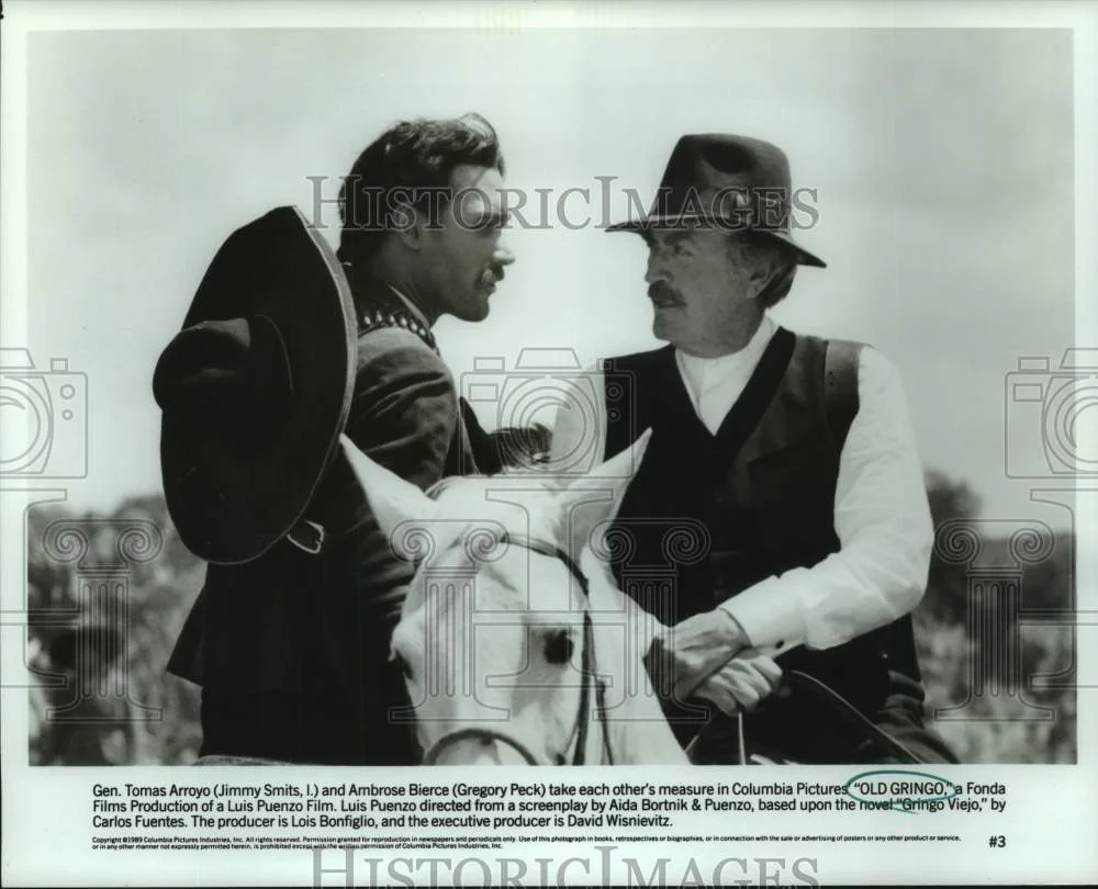 1989 Press Photo Jimmy Smits and Gregory Peck co-star in "Old Gringo"