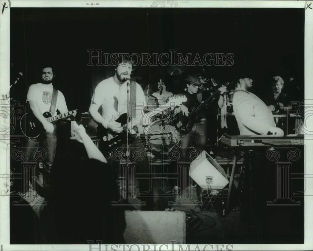 1987 Press Photo The Radiators band performing - nop66497