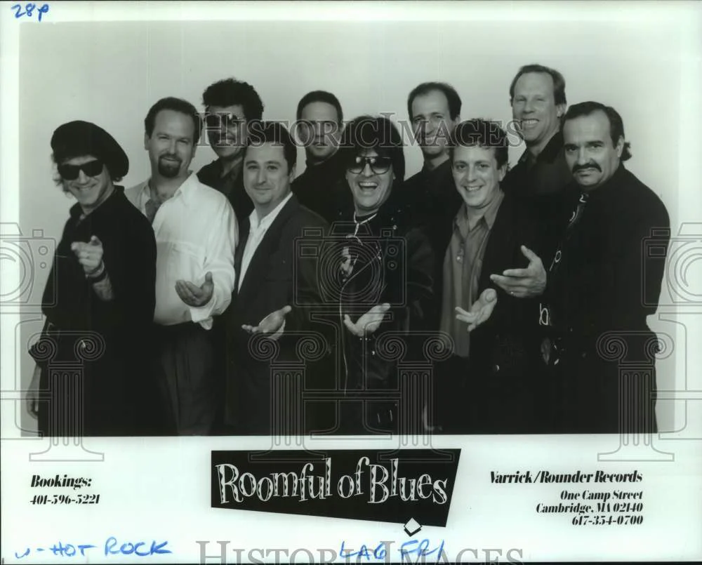 Press Photo Ten Musicians in the band Roomful of Blues - nop72971