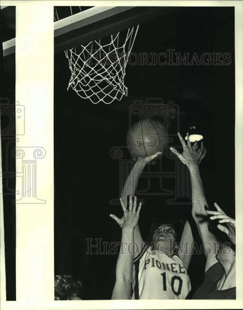 1982 Press Photo Crescent City Baptist High basketball player Stacey Gaudet