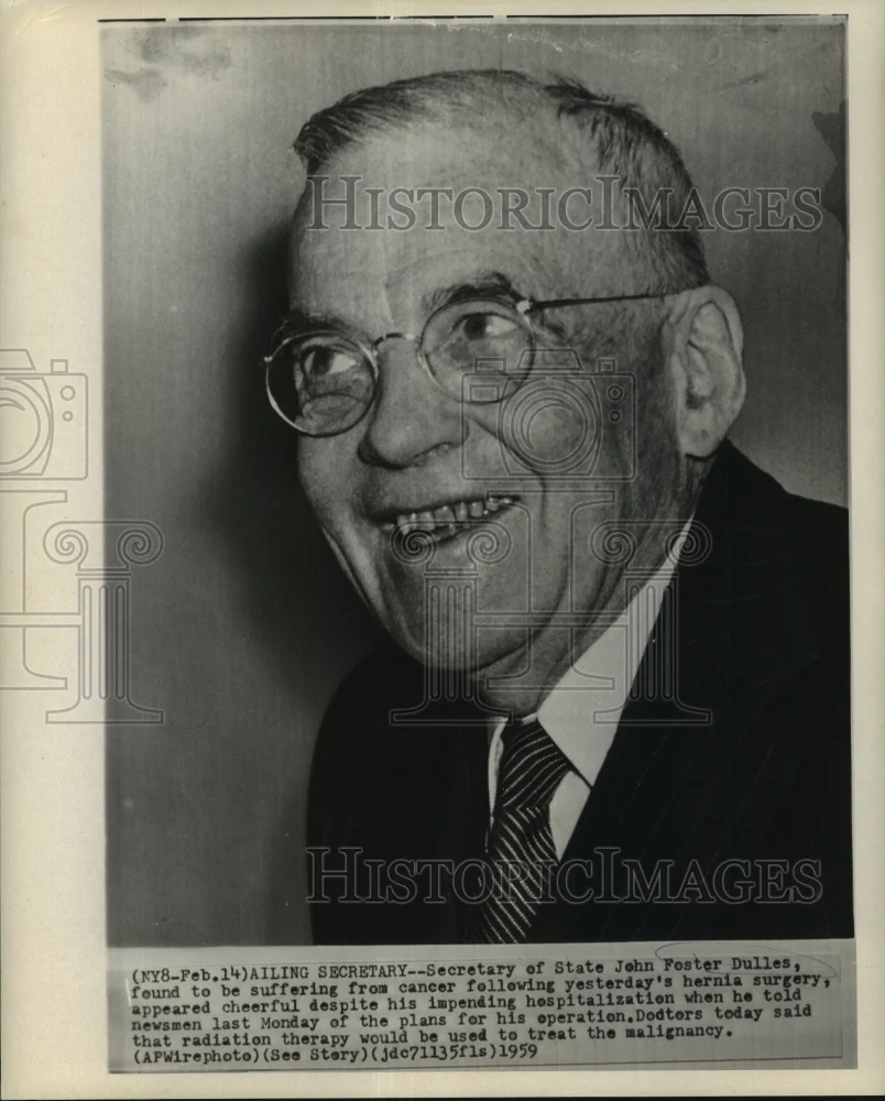 1959 Press Photo John Foster Dulles, Secretary of State, cheerful before surgery