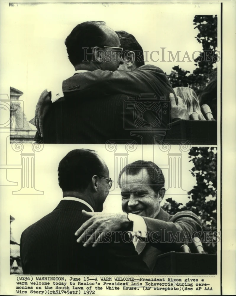 1972 Press Photo President Nixon greets President Echeverria on White House Lawn