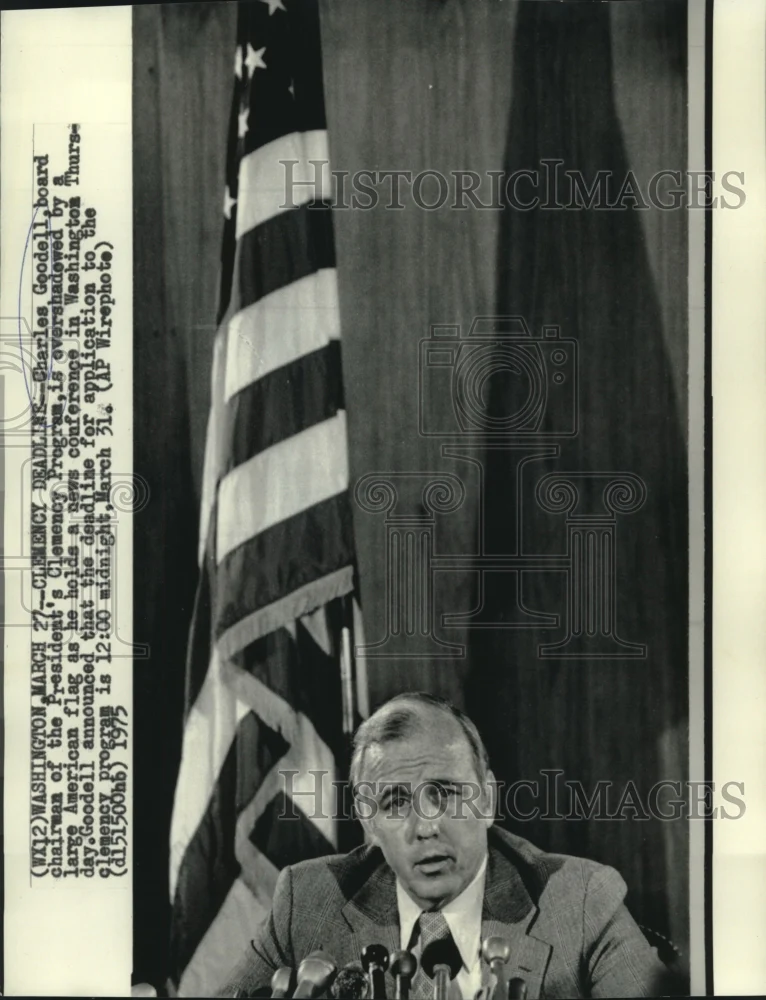 1975 Press Photo Charles Goodell of Clemency Program announces deadline date