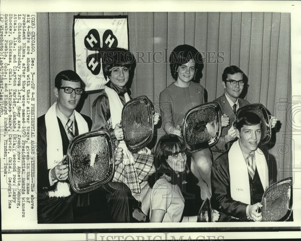 1970 Press Photo Top 4-H Presidential Award winners in Chicago, Illinois