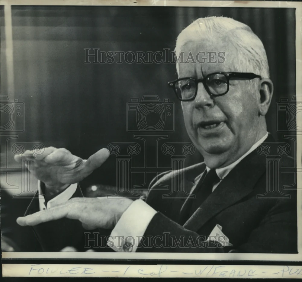 1968 Press Photo Treasury Secretary Henry Fowler speaks of U.S. dollar value
