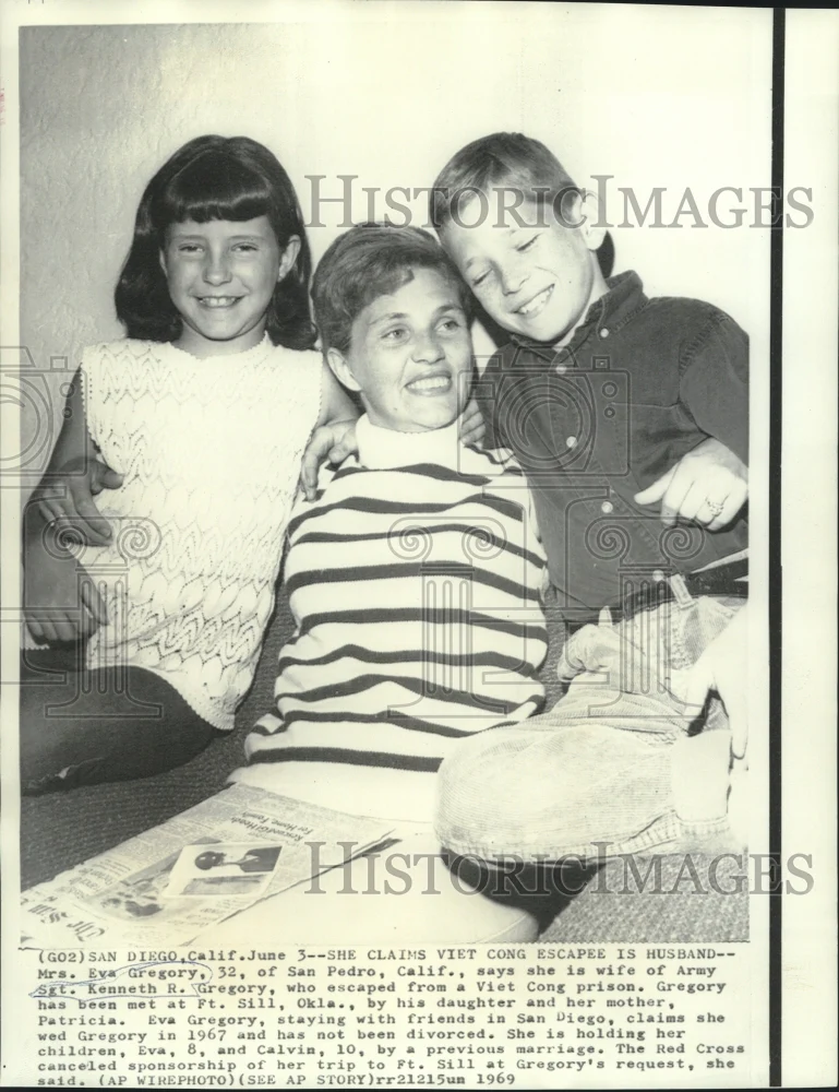 1969 Press Photo Eva Gregory with children Eva & Calvin of San Diego, California