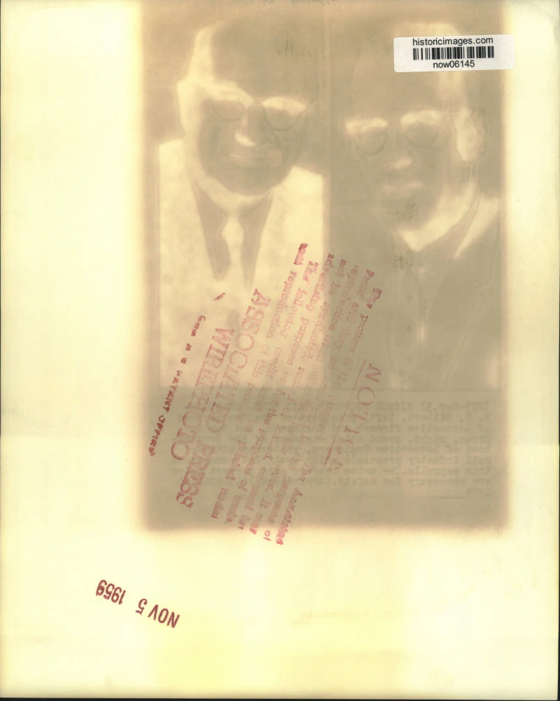 1959 Press Photo H.E. Gilbert & Guy Brown of Brotherhood of Locomotive Engineers - Image 2