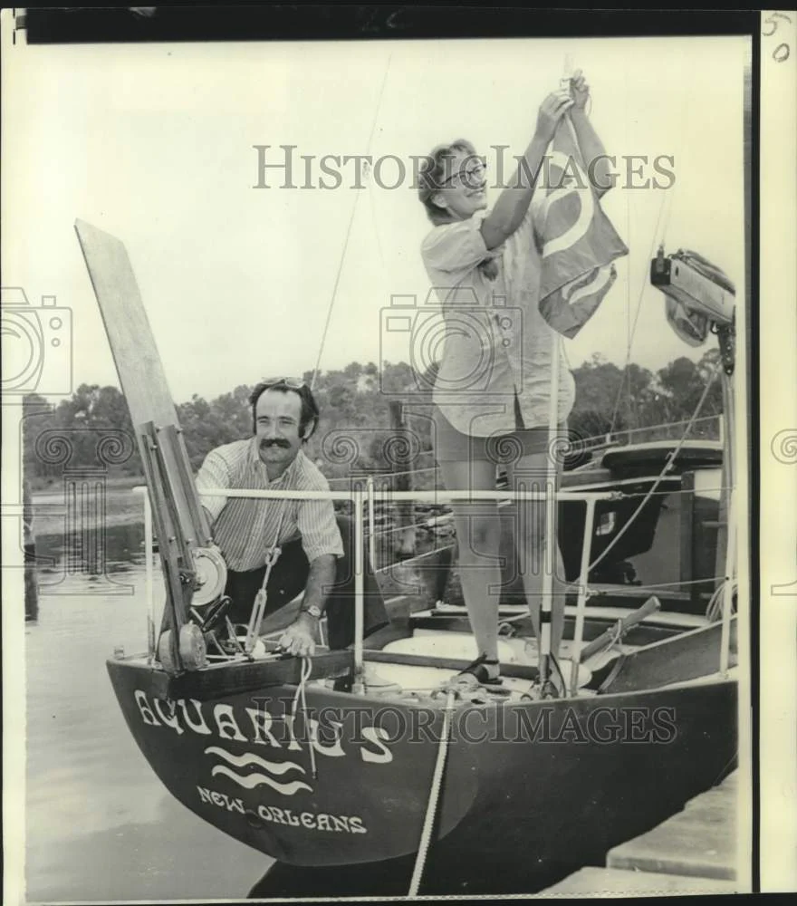 1970 Press Photo Mr. & Mrs. Matt Herron aboard Aquarius in Biloxi, Mississippi