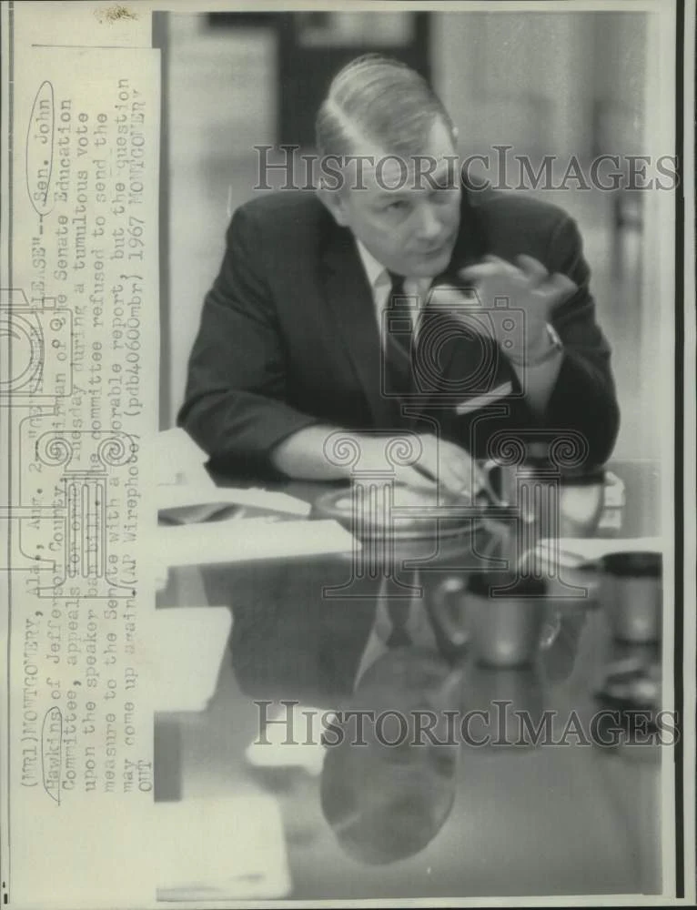 1967 Press Photo Senator John Hawkins appeals for order at Senate Education
