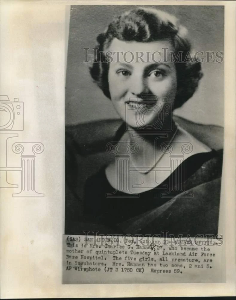 1959 Press Photo Mrs. Charles G. Hannan, mother of quintuplet girls born in TX