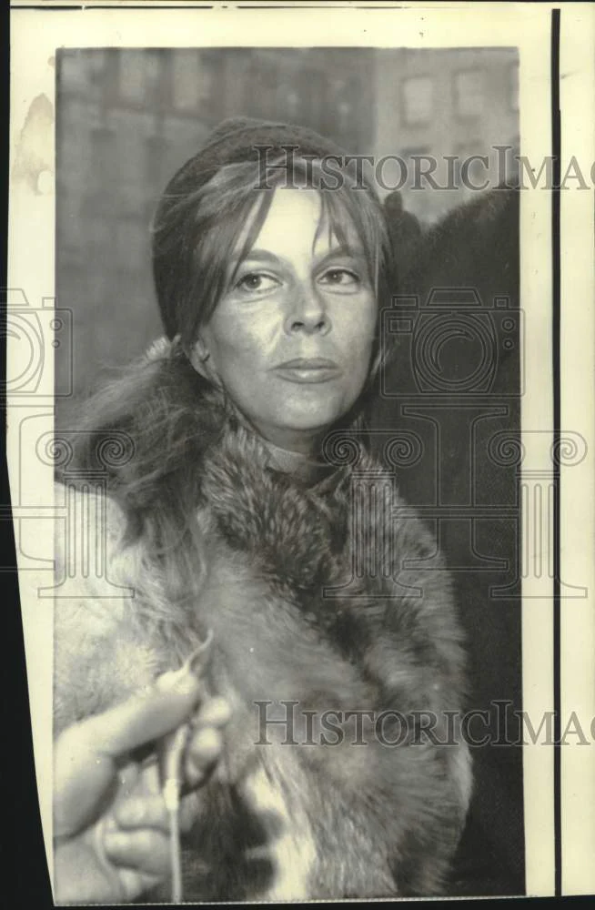 1972 Press Photo Edith Irving, wife of Clifford Irving, faces extradition