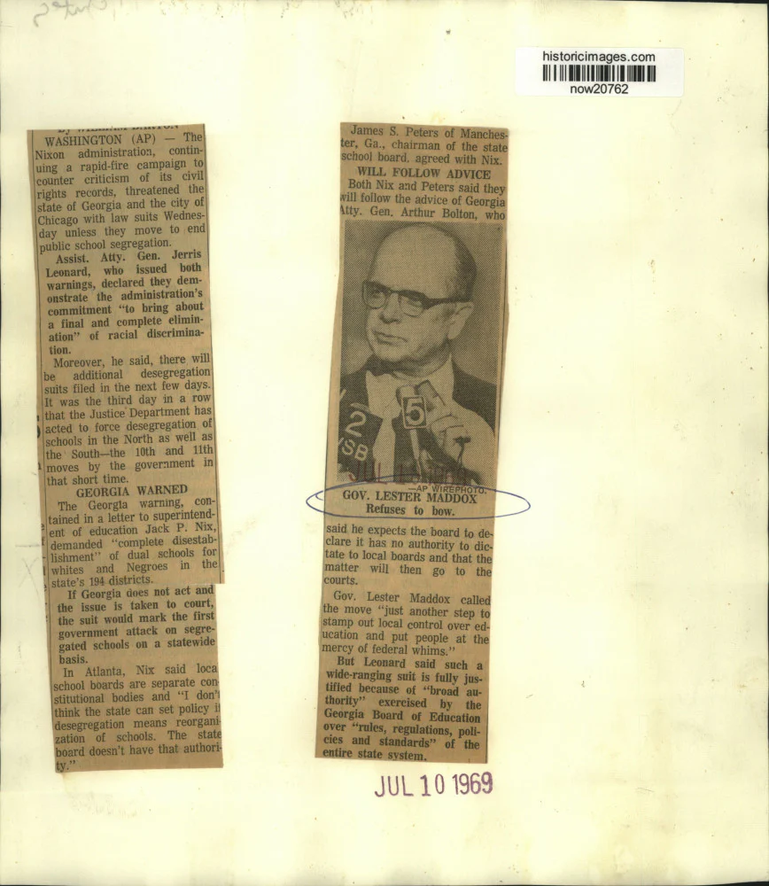 1969 Press Photo Governor Lester Maddox with newsmen in Atlanta, Georgia - Image 2