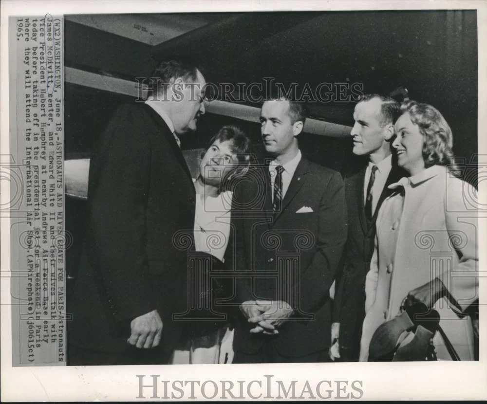 1965 Press Photo James McDivett, Edward White & wives meet VP Humphrey, Wash. DC