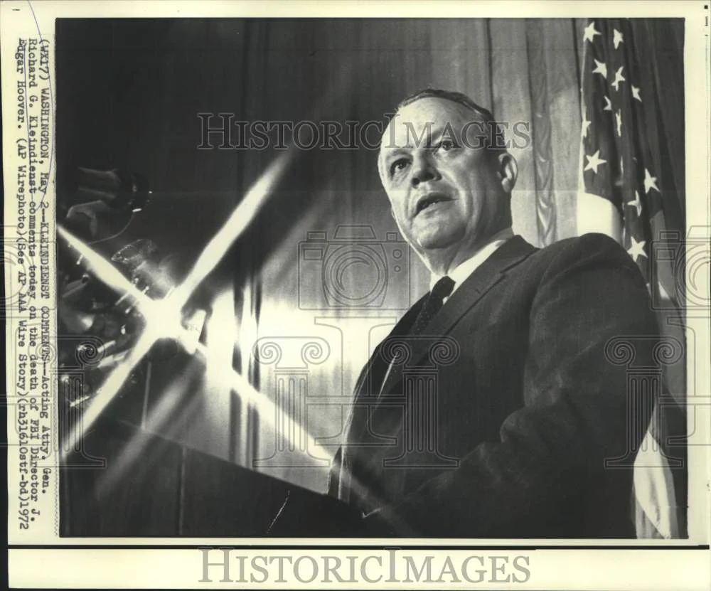1972 Press Photo Acting AG Kleindienst comments on FBI Director Hoover's death.