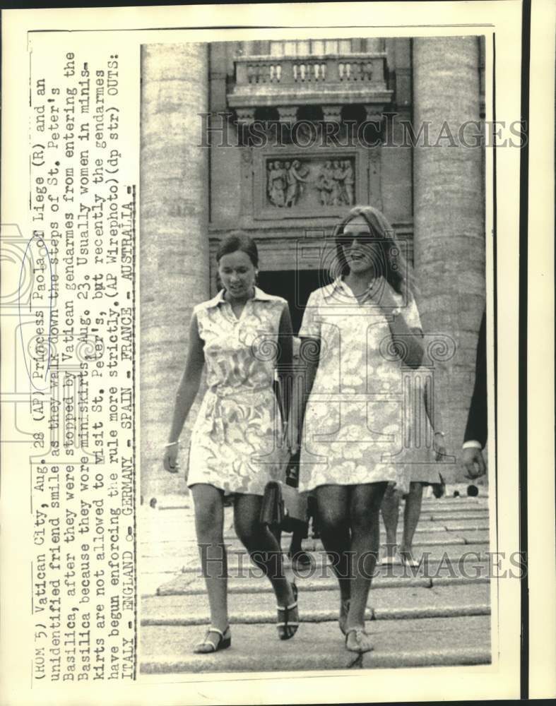 1969 Press Photo Princess Paola and friend refused entrance to St. Peter's
