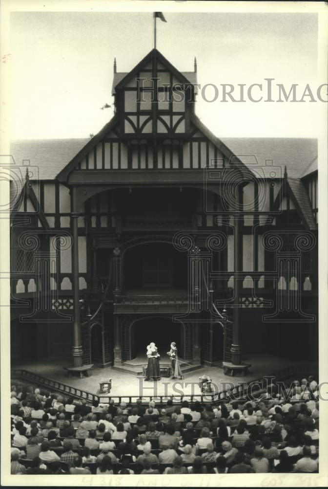 1982 Press Photo Oregon's Shakespearean Festival in outdoor Elizabethan Theater.