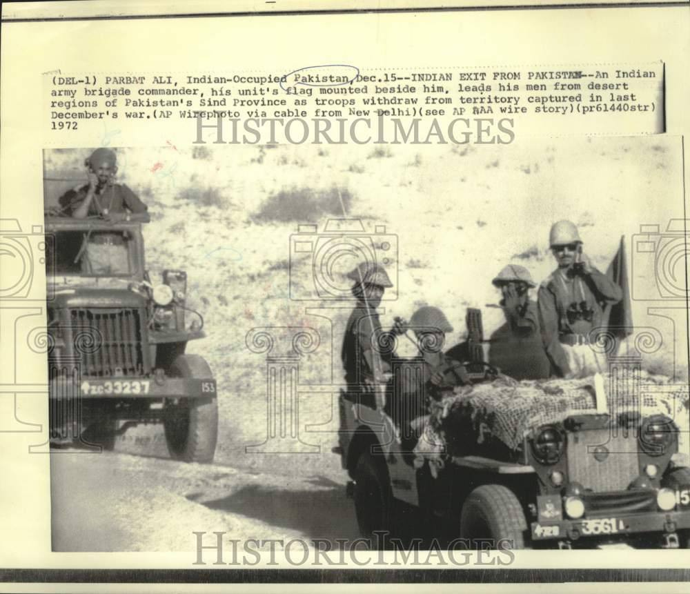 1972 Press Photo Indian troops withdraw from Indian-occupied Pakistan