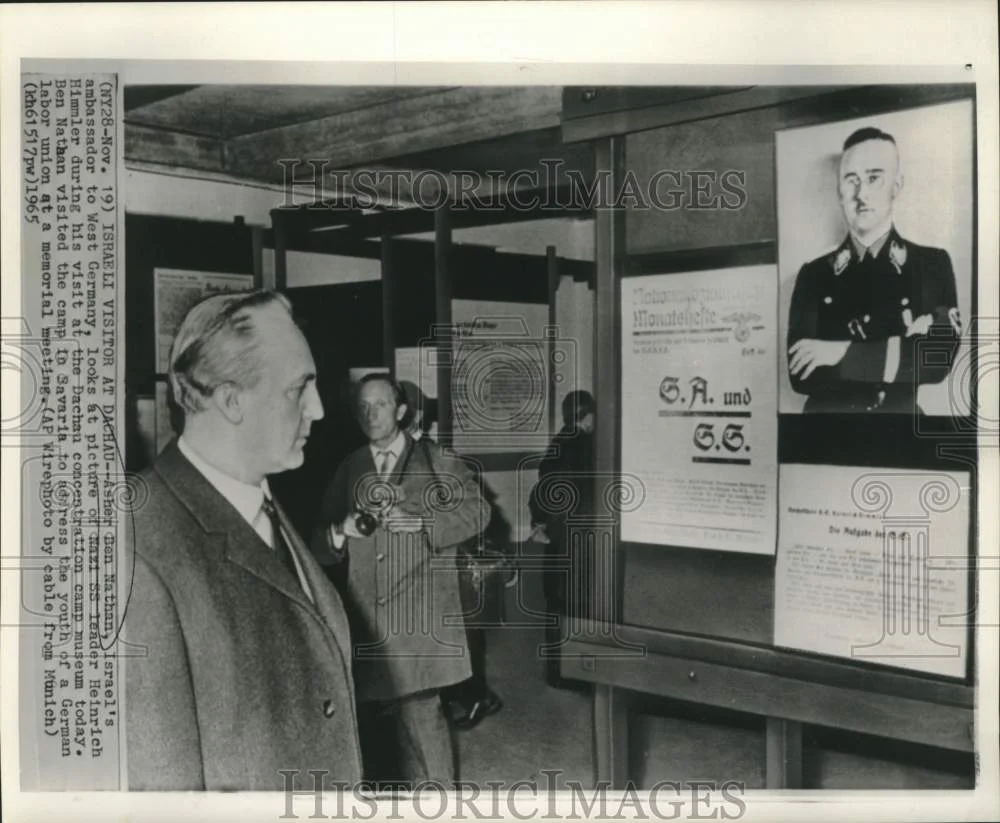 1965 Press Photo Israel's Asher Ben Nathan visits Dachau museum in Savaria