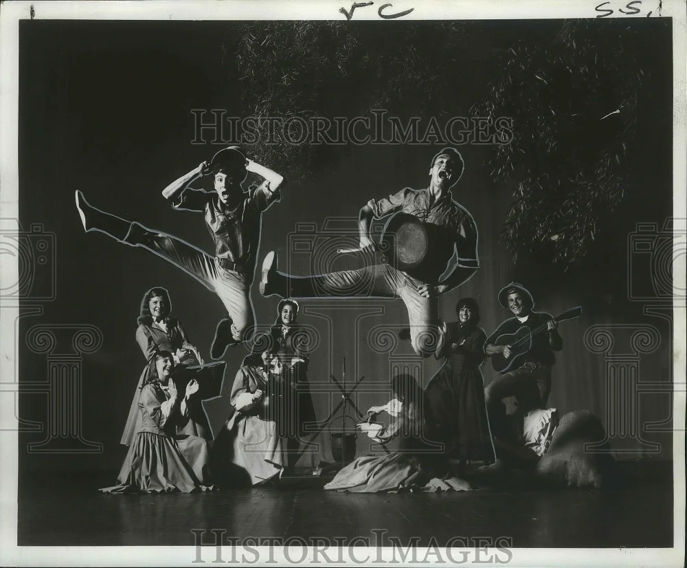 1966 Press Photo American Folk Ballet performing Winter at Deep Creek.