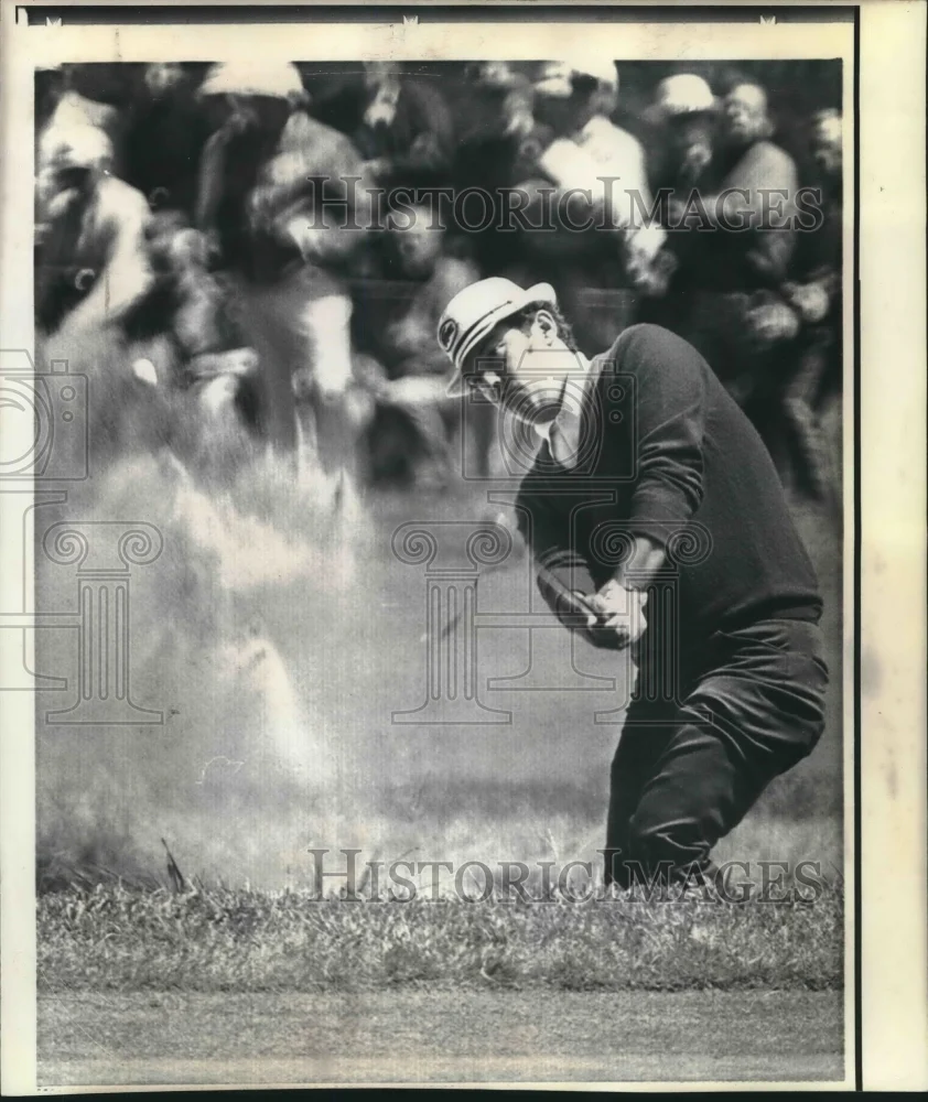 1972 Press Photo Golfer Homero Blancas on the 12th hole at Pebble Beach, Calif.