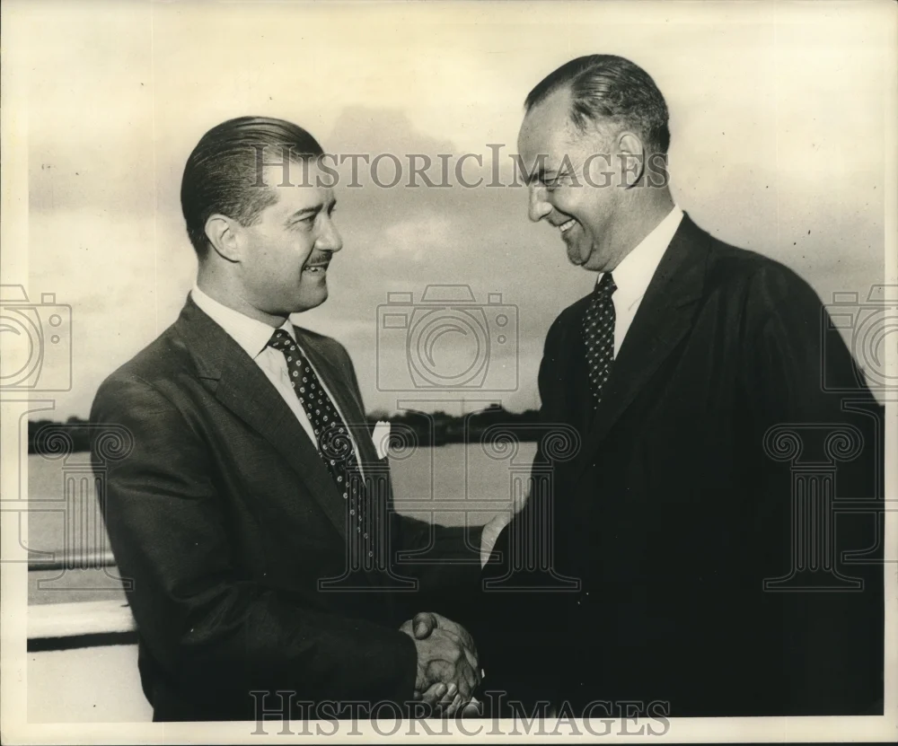 1956 Press Photo Ambassador de Freitas aboard SS Del Das liner - nox16646