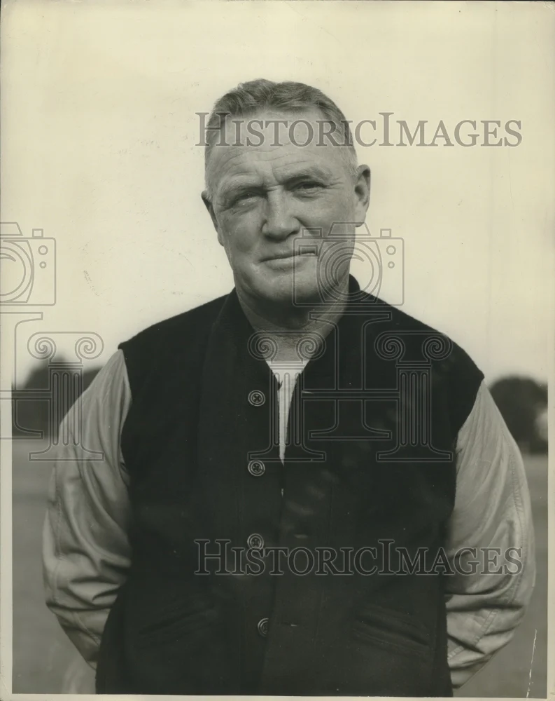 Press Photo Harold "Red" Drew, Alabama's Head Football Coach - nox20246
