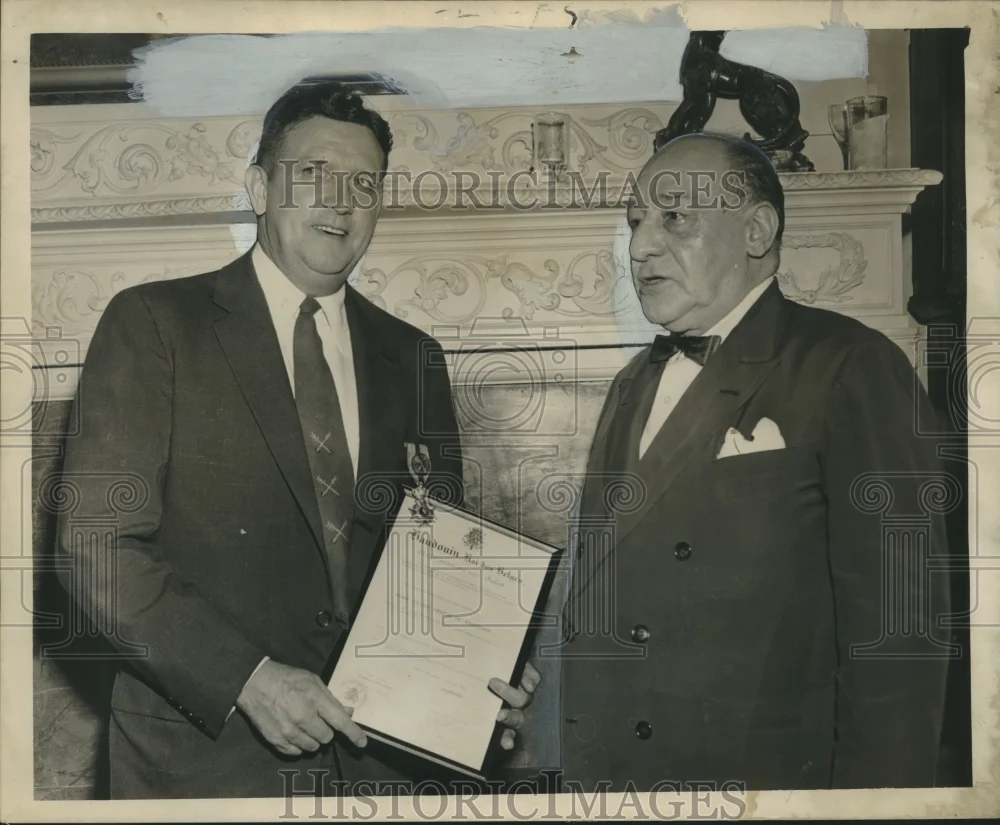 1956 Press Photo George W. Healy Jr. and charles J. Leonard - nox24001