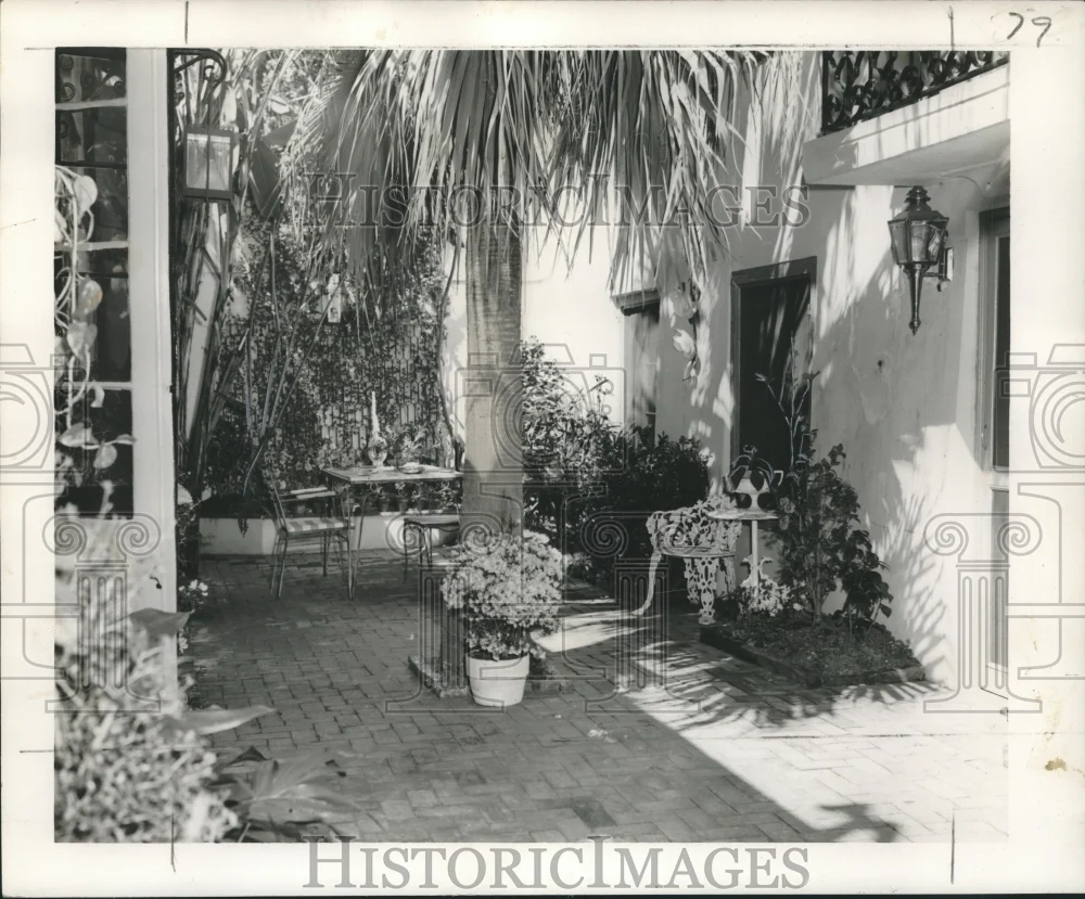 1956 Press Photo Patio with plants decorating area French Quarter, New Orleans