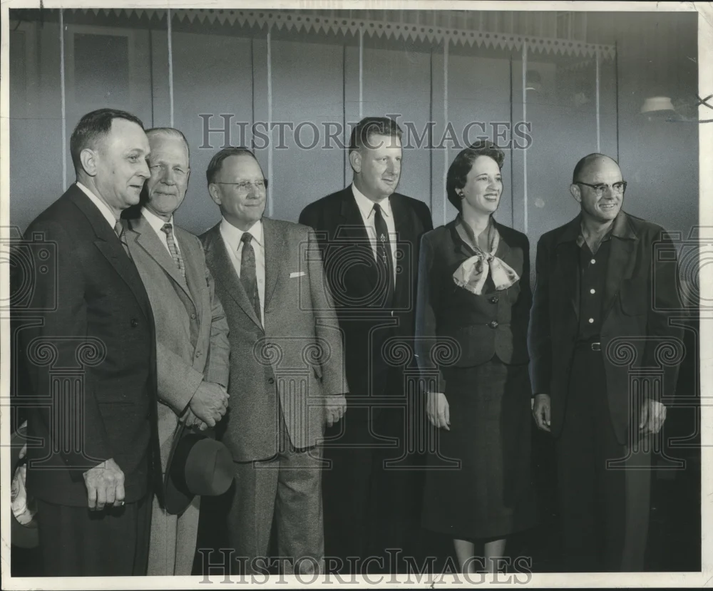 1957 Press Photo Officers of the Louisiana Camellia Society at annual state show