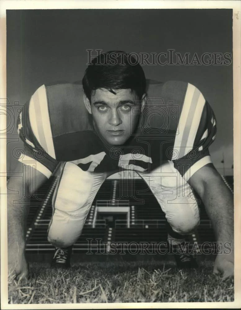 Press Photo New Orleans Football Player Bob Foster, Tackle of Warren Easton