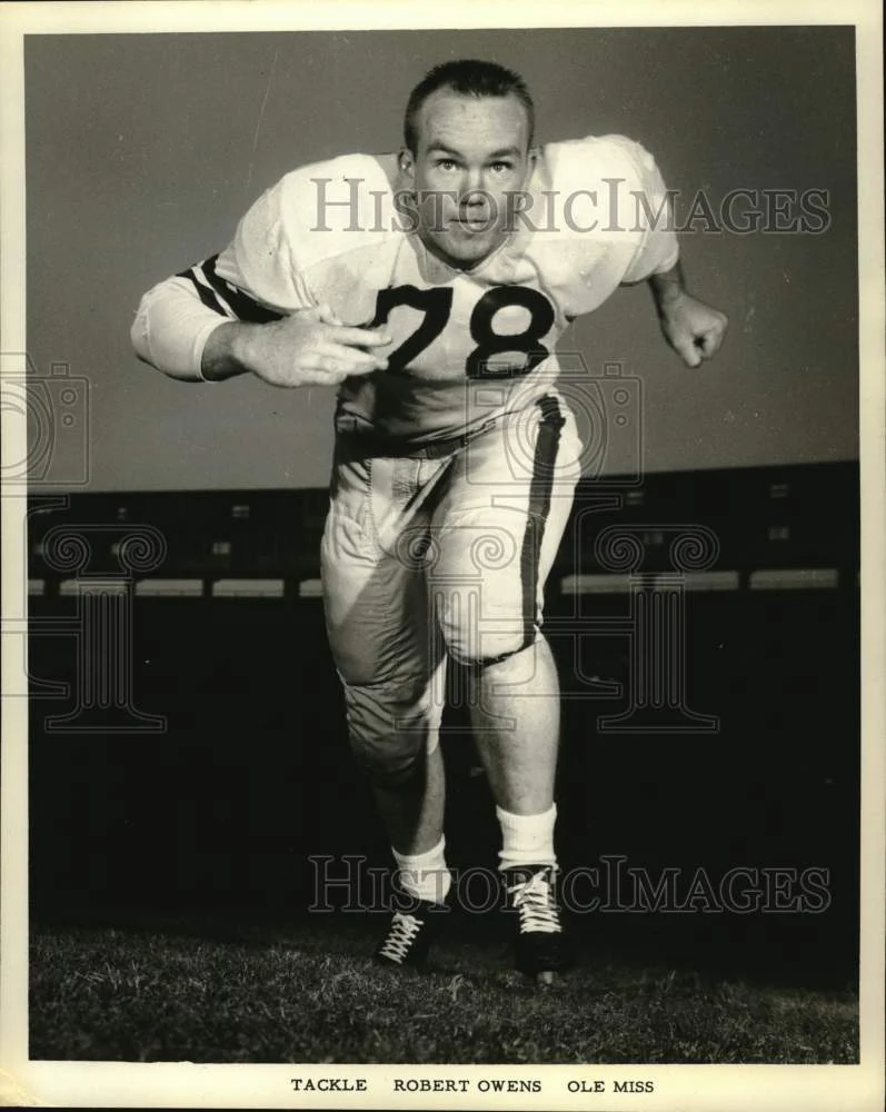 Press Photo University of Mississippi Football Tackle Robert Owens - nox41986